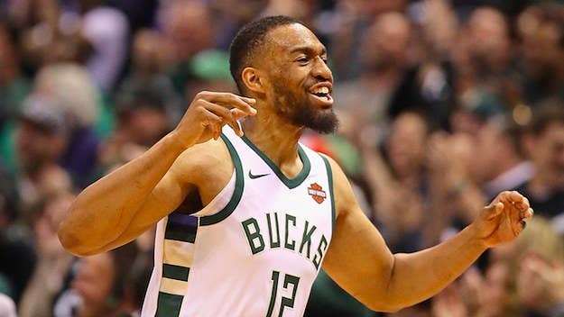 Jabari Parker has signed with the Chicago Bulls. The Bulls confirmed the agreement Saturday, shortly after the 23-year-old forward became an unrestricted free agent.