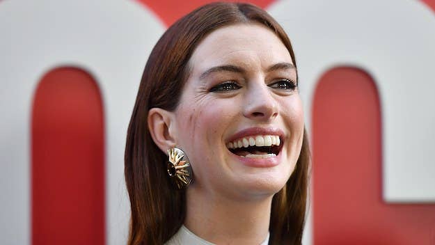 Anne Hathaway, like many other activists and celebrities, took to her social media to comment on the murder of 18-year-old Nia Wilson. Hathaway went one step further, though, and took white people, herself included, to account.