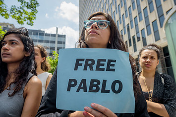 Rally outside the Immigration Court at 26 Federal Plaza in support of Pablo Villavicencio
