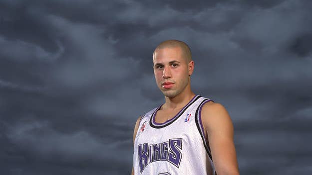 Mike Bibby is back in the public eye and it's not only because he's playing in the BIG3. The former Sacramento Kings point guard's new muscles are capturing the attention of people on Twitter.