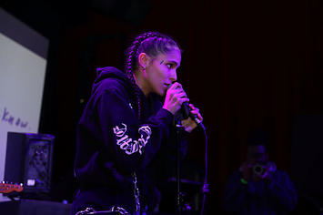070 shake ghost town