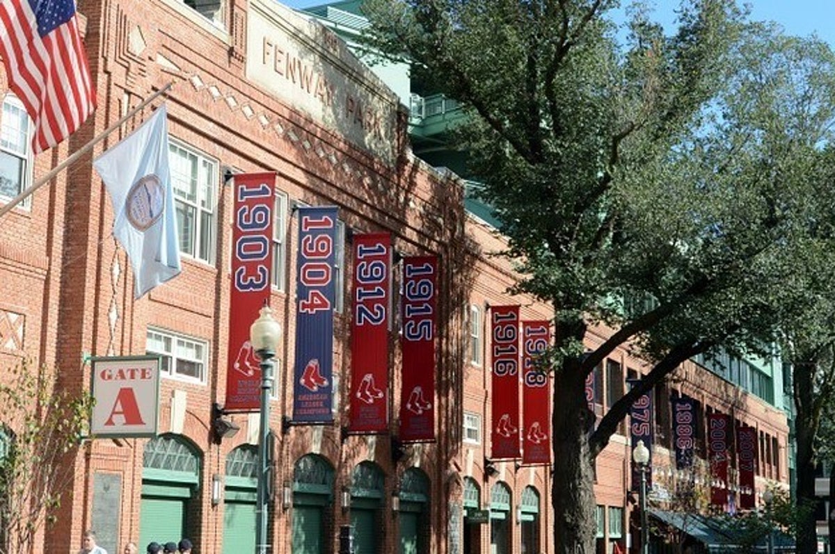 Boston sports teams form united front against racism