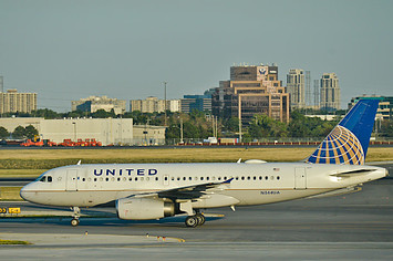 United plane at Toronto Pearson International Airport.