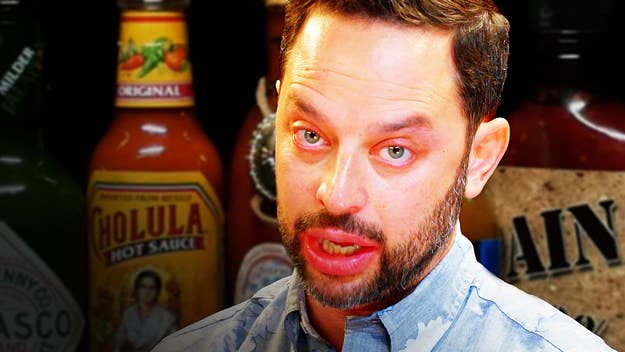 Watch Nick Kroll take on the Hot Ones challenge with host Sean Evans. 