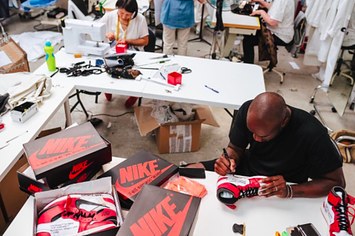 The OFF-WHITE x Nike/Jordan Footwear Collection Will Release On September  1st •