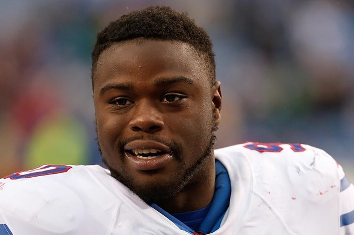 Bills' Shaq Lawson To Have Shoulder Surgery