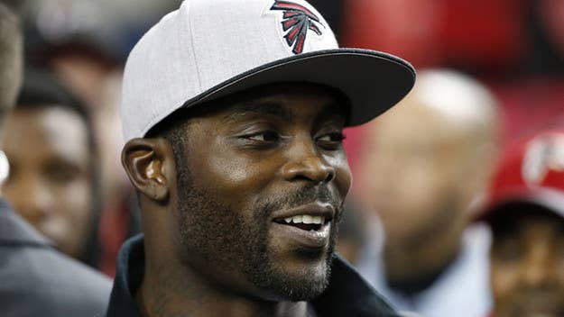 Mike Vick looks to dominate another football league.
