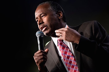 Ben Carson speaks to employees on his first day at HUD
