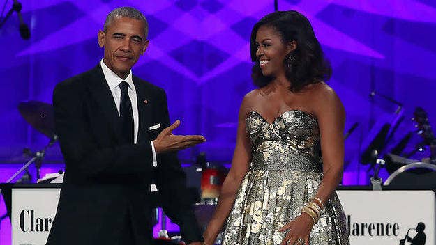 The Obamas are officially looking for interns.