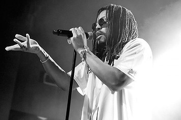 This is a photo of Lupe Fiasco.