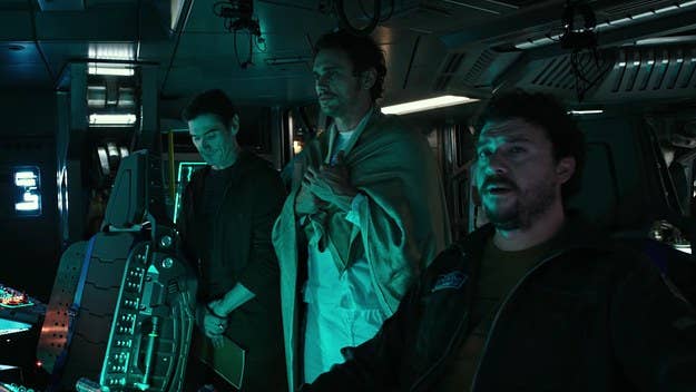 Don't miss this fresh 'Alien: Covenant' prologue featuring some space drinking.