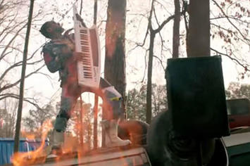 Stillshot of Migos' "What the Price" music video.