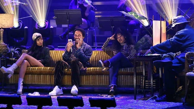 Anderson .Paak finds himself stuck between two lovers on stage.