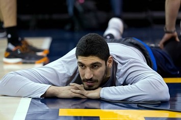 Enes Kanter warms up before a Thunder game.