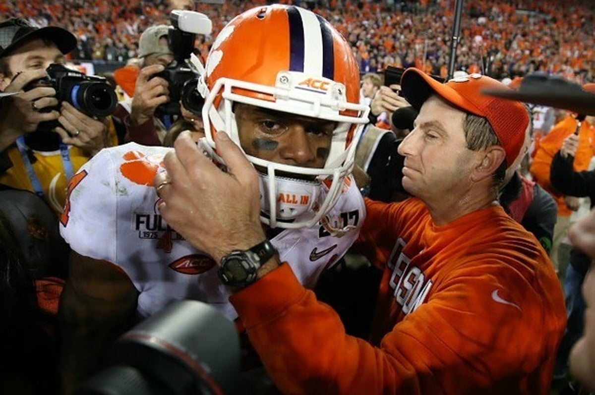 Deshaun Watson to play for both teams in Clemson spring game