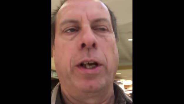 A pastor in Texas went to the mall to yell at children and families and "tell them the truth" about Jesus and Santa Claus.