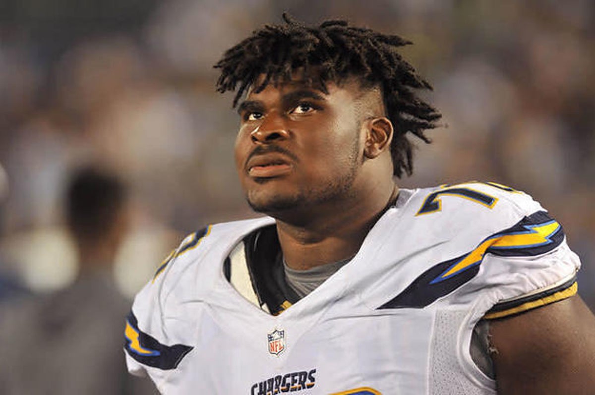 Dolphins release OL D.J. Fluker with injury settlement