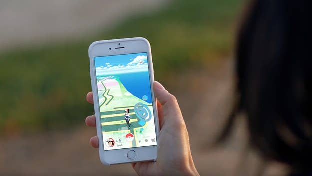 Pokémon Go claims more victims of stupidity after two Canadian teens accidentally crossed the border while playing the game.