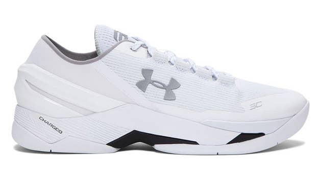 Yes, people are buying the "Chef" Curry 2 Low.