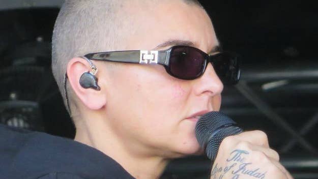 Police are in search of Sinead O'Connor after she reportedly threatened to jump off a bridge in Chicago.