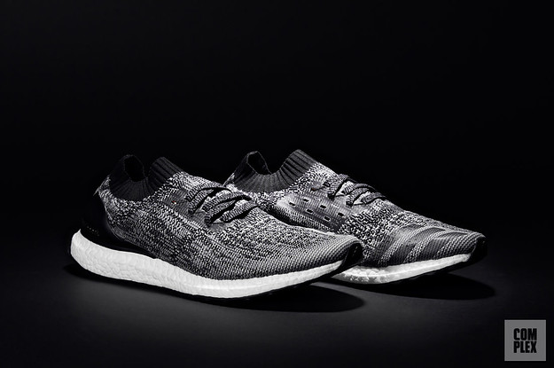 Ultra boost core outlet black uncaged