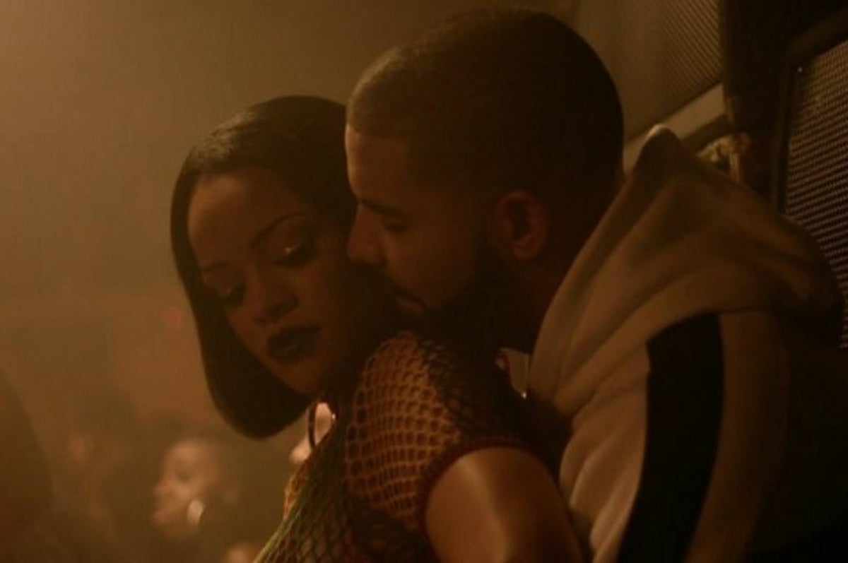 Rihanna and Drake sing Work for ANTI World Tour stop in Miami