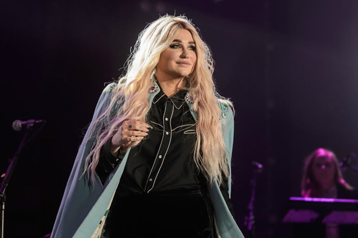 Kesha, Bob Dylan, and More Flip Classic Love Songs for Same-Sex Weddings |  Complex