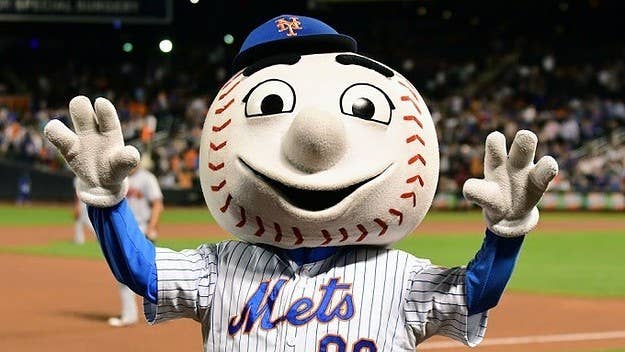 The Rock called out Mr. Met on Twitter and Mr. Met called him out right back.