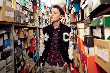 Noah Schnapp Goes Sneaker Shopping With Complex | Sneaker Shopping