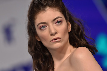 Lorde at the MTV Awards