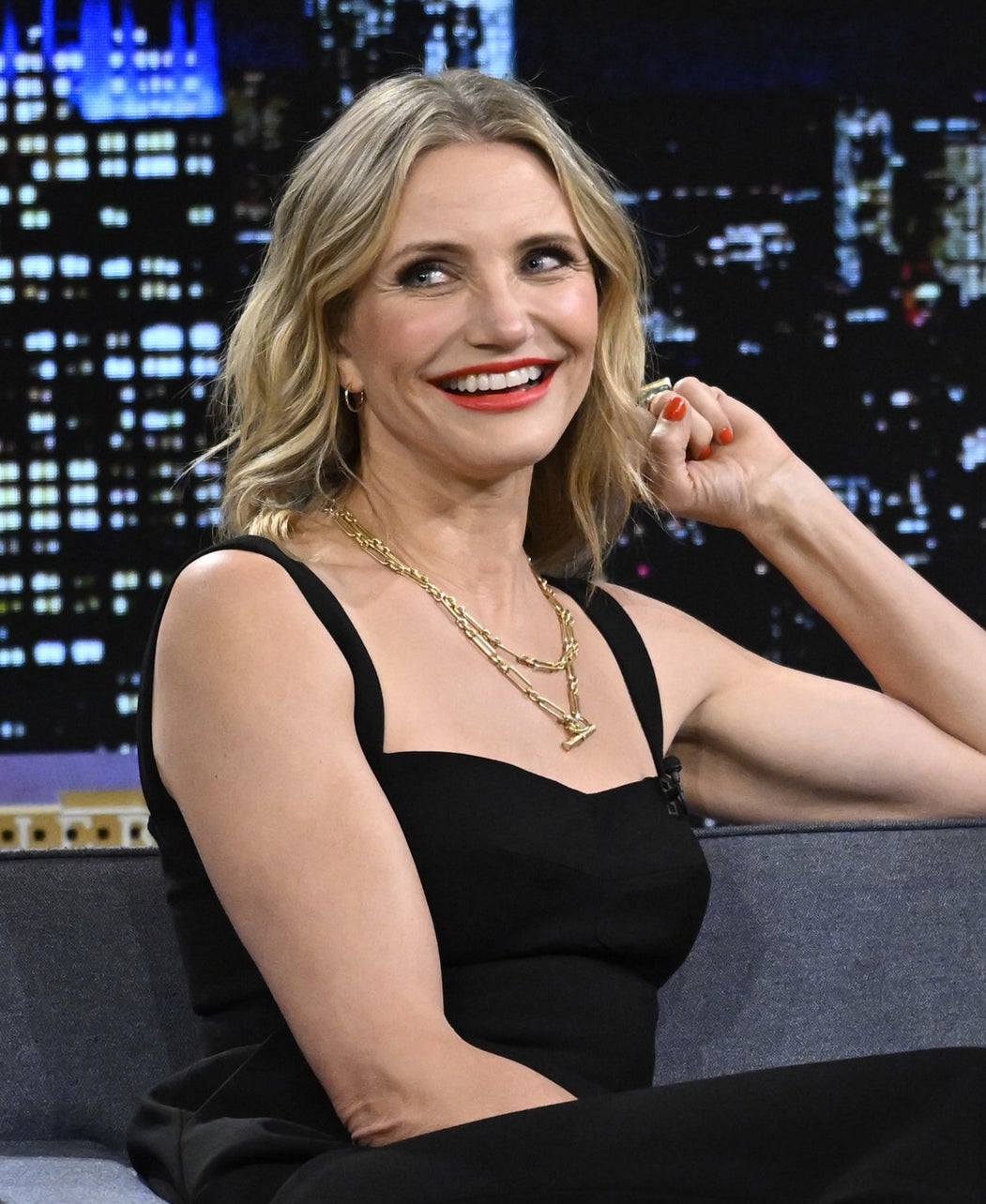 Cameron Diaz on a talk show