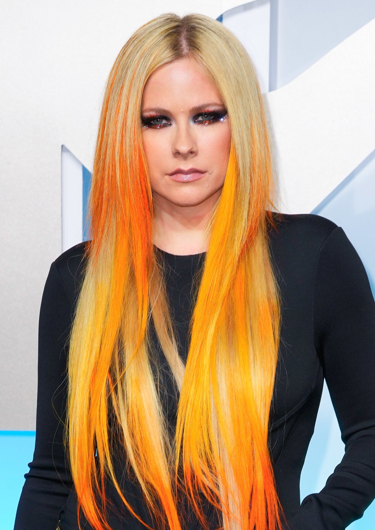 closeup of Avril Lavigne