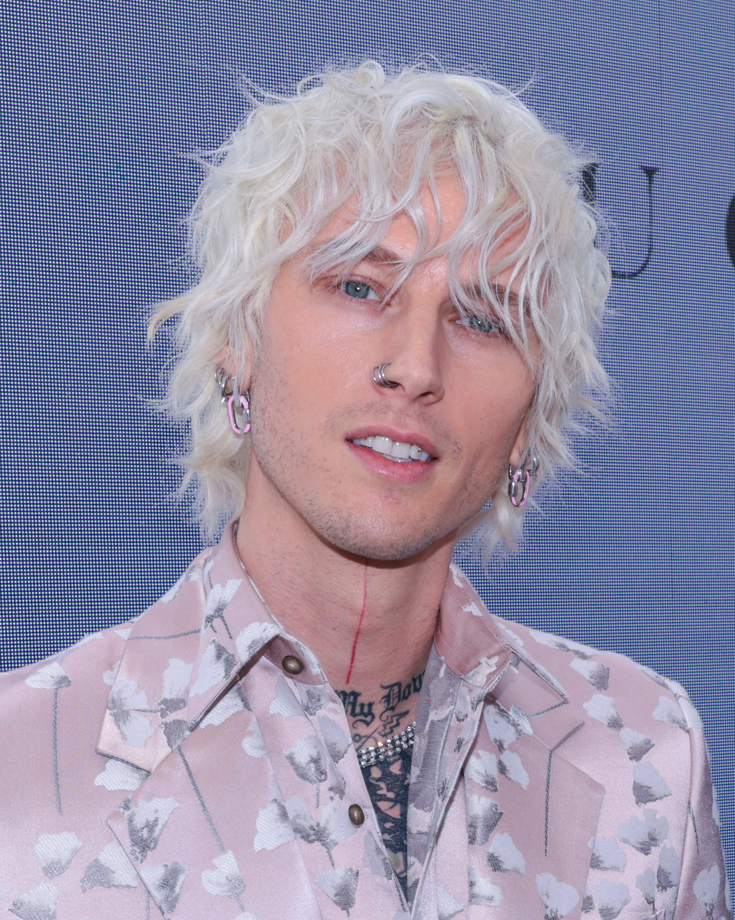 Machine Gun Kelly Recalls Cooking For Megan Fox - 39