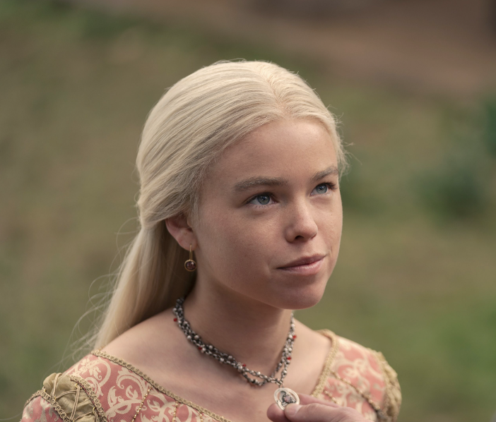 Personajes femeninos de series que caen mal - 34