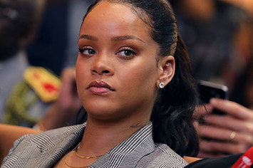 This is a photo of Rihanna.