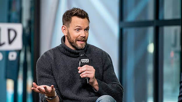 Joel McHale says Kris Jenner routinely complained about his jokes to E!