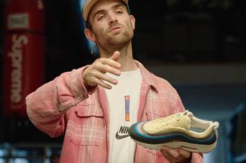 Sean Wotherspoon Holds His Nike Air Max 1/97