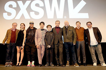 ready player one steven spielberg and cast