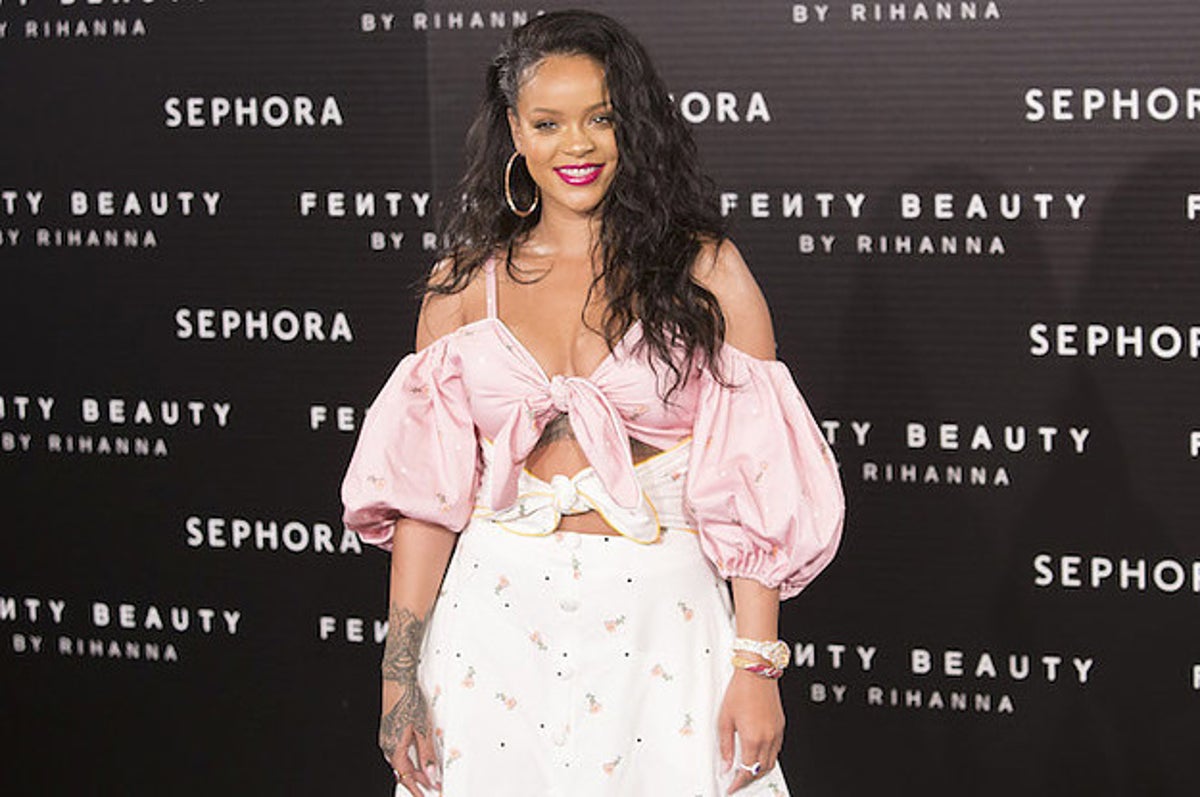 Rihanna Gives Boost to Puma With Original Clothing Line
