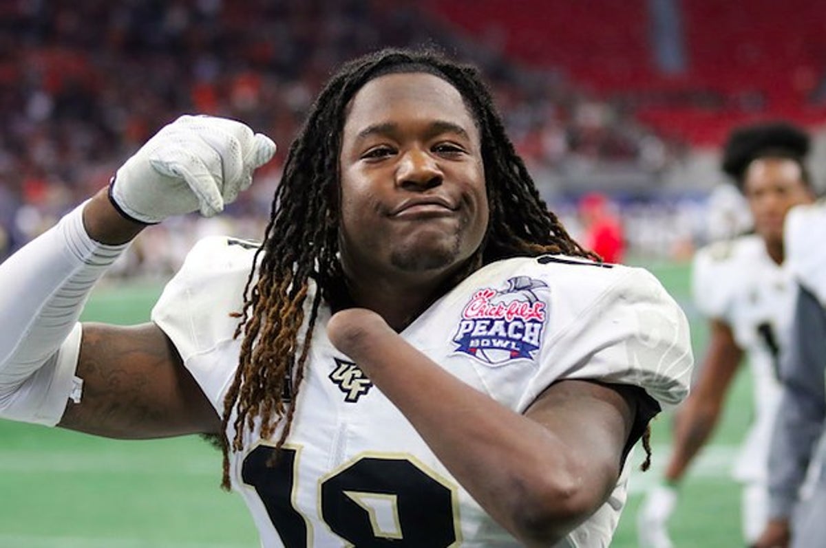 Shaq Griffin, who had his hand amputated at age 4, retires