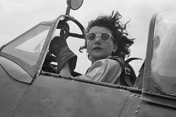 Female ATA pilot in 1944.