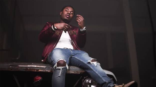 Marlo introduces himself in the new video for "Thinking Out Loud," which is taken from his new mixtape 'The Wire.'