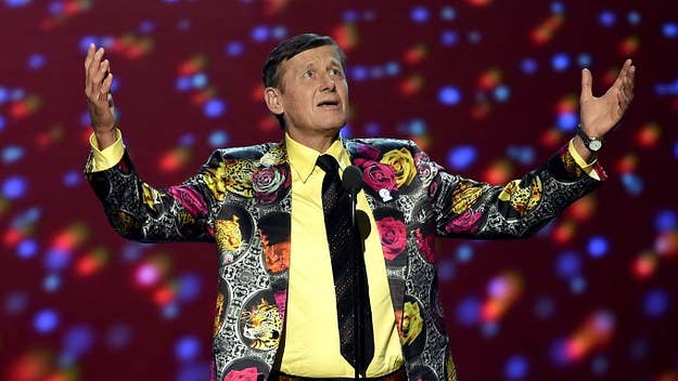 The public drama over Craig Sager's will continues.