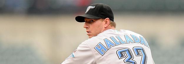 Blue Jays to retire Roy Halladay's jersey on opening day