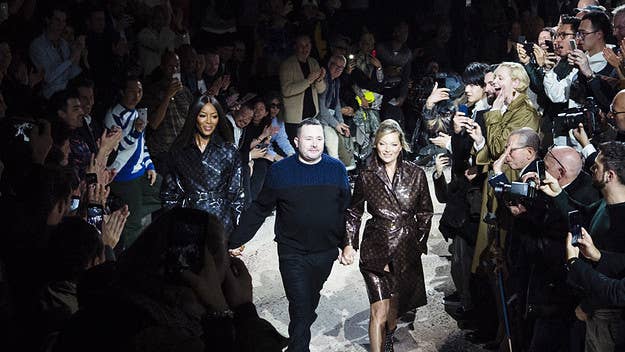 Kim Jones, who’s exiting Louis Vuitton after 7 years as men’s artistic director, brought streetwear to the fashion house and made it one of the most important luxury labels today. 