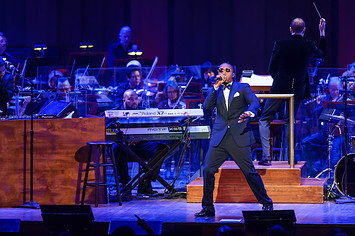 Rapper Nas performs his classic debut album 'Illmatic' at the Kennedy Center.