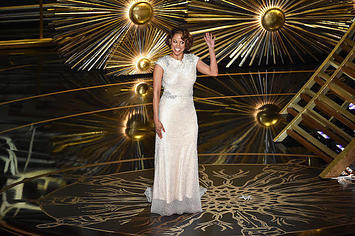 Stacey Dash at the 2016 Oscars ceremony.