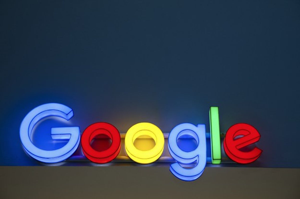 louis vuitton logo - Google Search  Iphone wallpaper logo, ? logo, Iphone  wallpaper sky