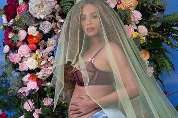 Beyoncé announces twins on Instagram