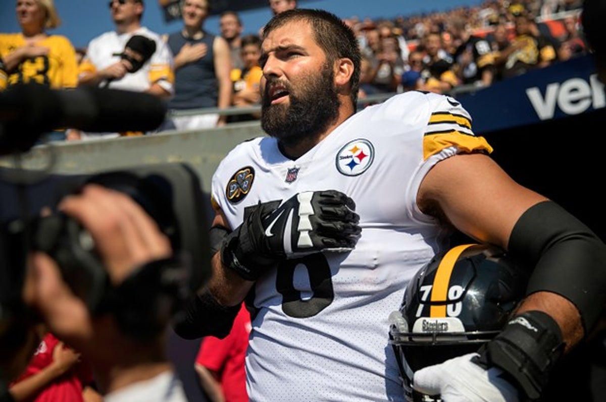 Alejandro Villanueva: I threw Steelers under bus on national anthem